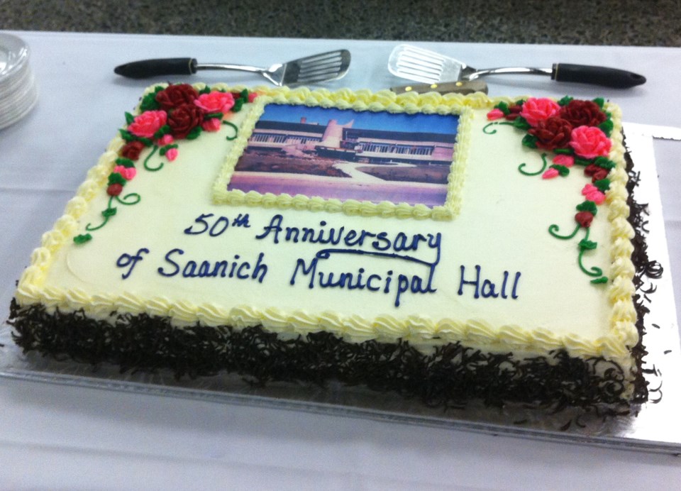 Photo - Saanich Municipal Hall cake