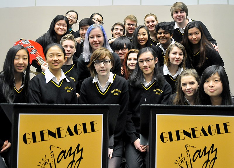 Gleneagle vocal jazz ensemble