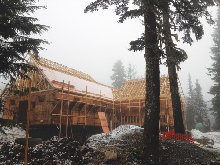 hollyburn lodge construction