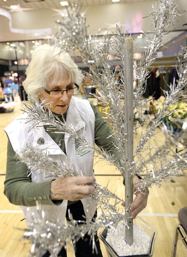 Shirley Gratton Bea's Tree
