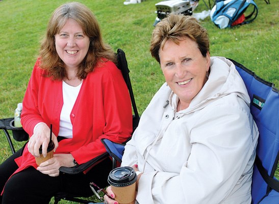 Linda Williams (left) and Dorothy Murray.