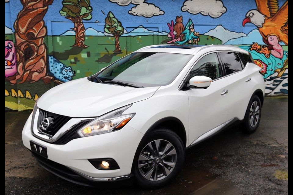 The third-generation Nissan Murano crossover has gone decidedly up-market in look and feel, with a shape that stands stand proudly beside premium offerings &Ntilde; all with a base price of under $30,000.