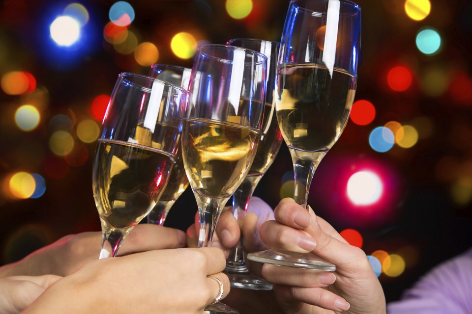 champagne glasses