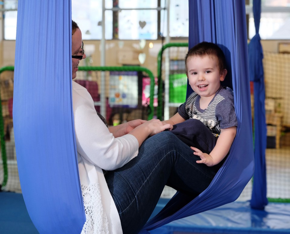 Vancouver Circus School, tots