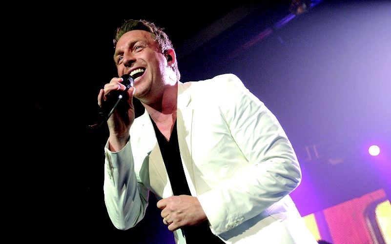 A-E-Johnny-Reid.29.jpg