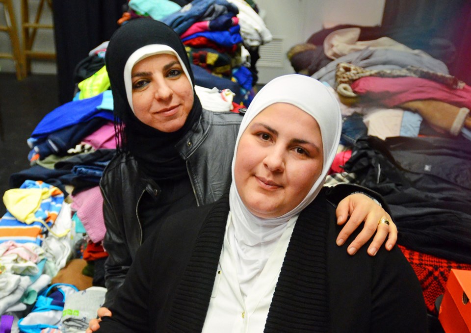 Nour Ayal, Amal Samra, Edmonds refugee project