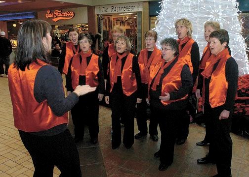 Valentine-Serenades.10-.jpg