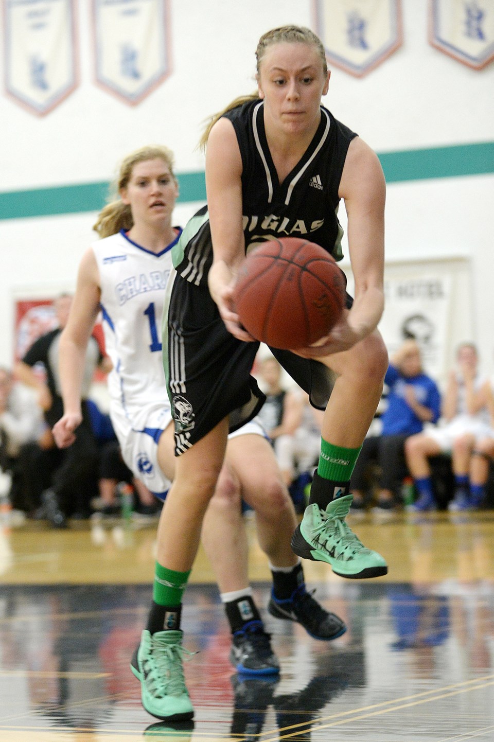 Royals hoop