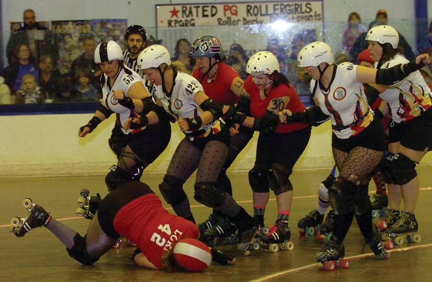 SPORTS-roller-derby.12.jpg