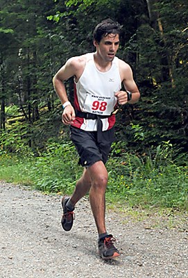 #98 Nathan Barrett led the race with 10 km to go in the 50 km Knee Knacker race along the Baden Powell Trail from Horseshoe Bay in West Vancouver to Deep Cove in North Vancouver.