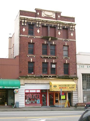 716 columbia street