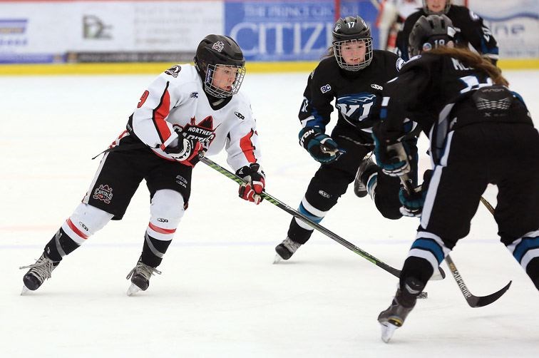 SPORT-female-midgets-cats-p.jpg