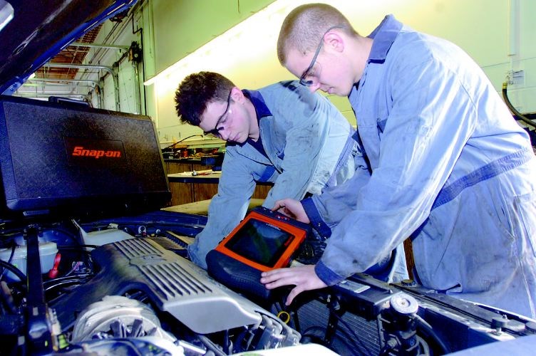 careers-in-automotive.05.jpg