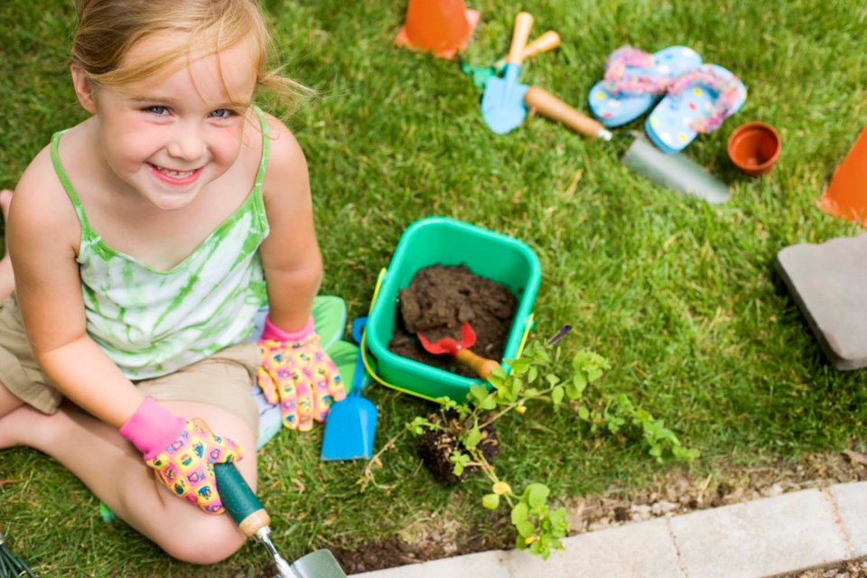 Thinkstock, kid gardening