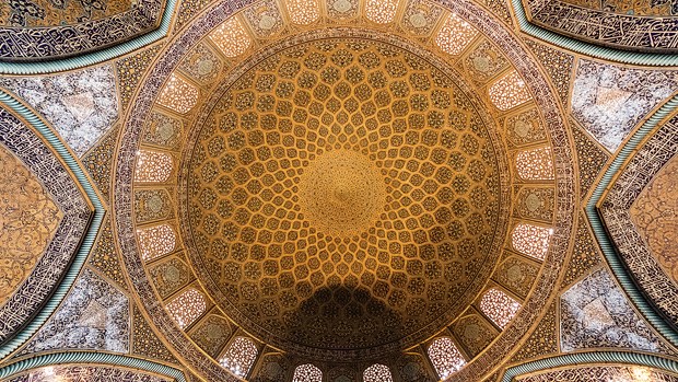 The ceiling of the Mosque of Sheikh Lotfollah, one of the architectural masterpieces of Safavid Iranian architecture, in Isfahan, Iran.