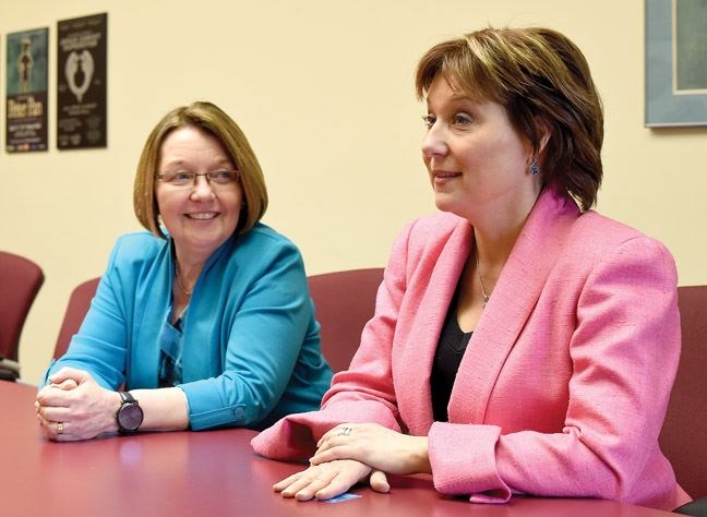 premier-clark-visits-citize.jpg