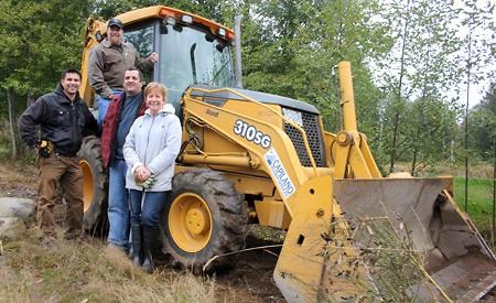 Volunteers pitch in to build trail