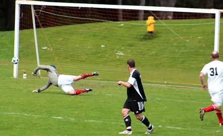 Provincial competition begins for O35 soccer