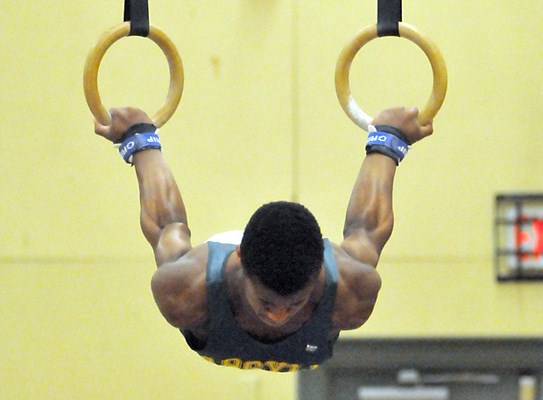 Argyle's Michael Sibley on the rings.