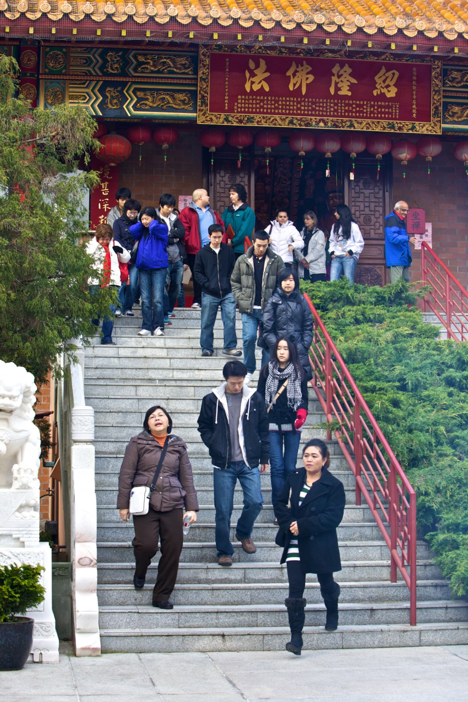 Temple visitors Buddhist