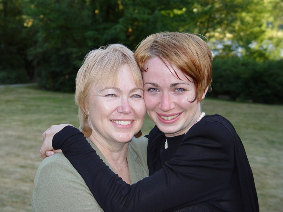 Jen and mom