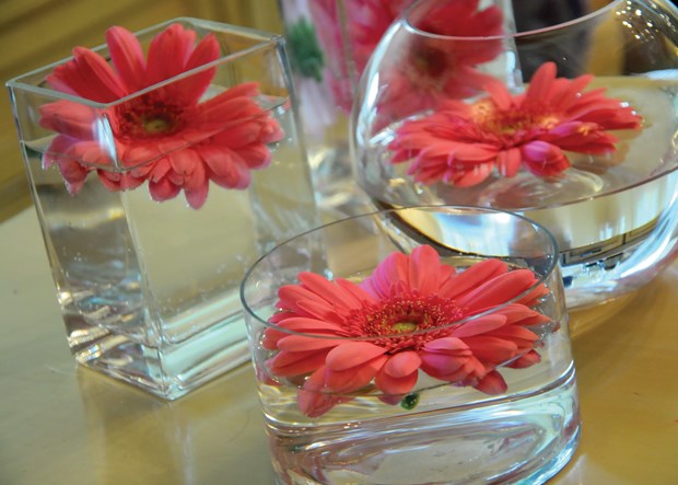 Give rooms a floral boost