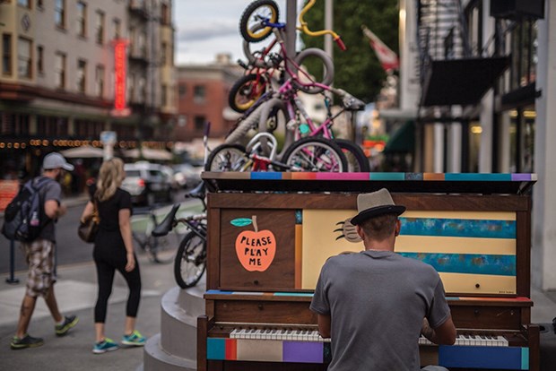 Visitors are drawn to Portland for its authentic craft beer culture, world-class food, tax-free shopping (which makes the U.S. dollar pinch not quite so painful), and general laid-back vibe, which is a staple of Oregonians.