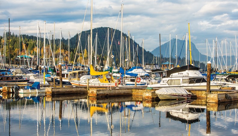 Gibsons Marina was awarded the Environmental Defence Blue Flag for meeting high international standards in water quality, environmental management, safety and services.