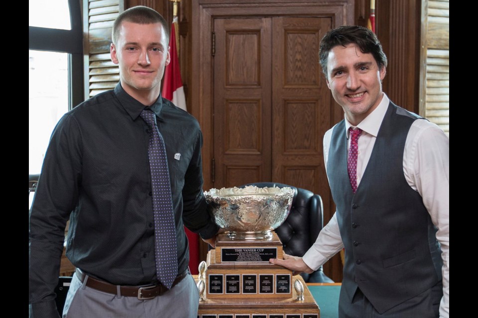 UBC Thunderbirds quarterback Michael O’Connor recently brought the Vanier Cup to the nation’s capital to share with Prime Minister Justin Trudeau.