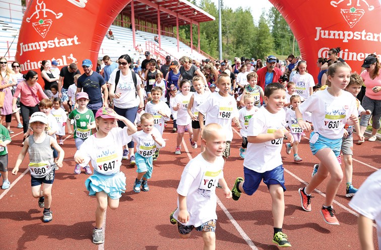 It was a mass start for the 188 kids who participated in the Family Fun Run on Sunday at Masich Place Stadium. Citizen Photo by James Doyle June 5, 2016