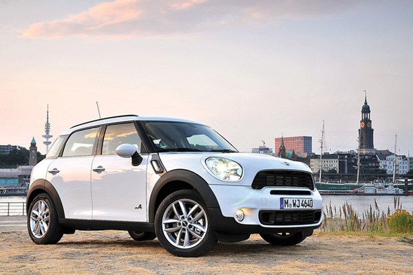 Skeptics may scoff that a bigger Mini is an oxymoron but the Countryman crossover adds weight and height to the go-kart-like Cooper without sacrificing much of the zip.