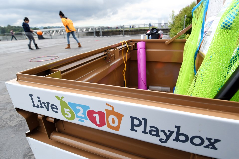 Playbox, Live 5210, Westminster Pier Park