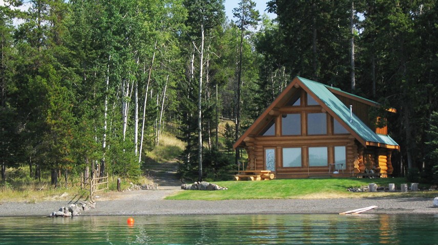 vacation recreational cabin on lakefront