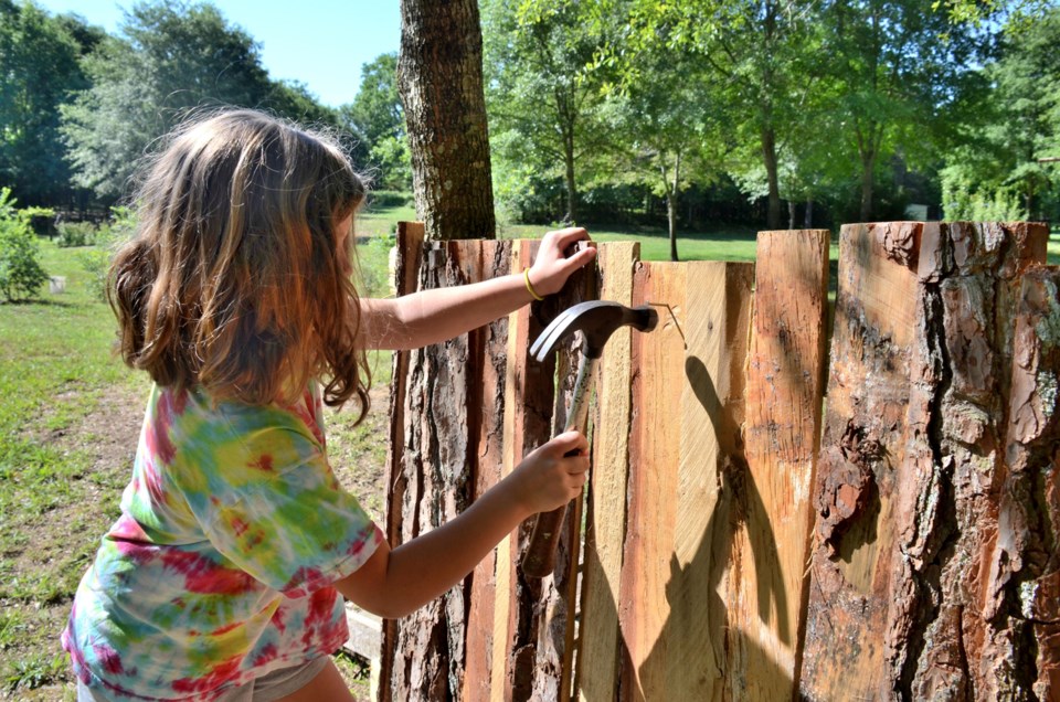 Thinkstock, kid building