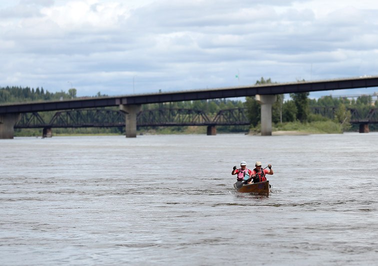 2016 Northern Hardware Prince George Canoe Race_8