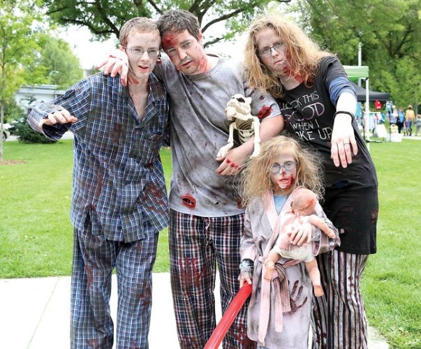 A-Ezombies-walk-again.23.jpg