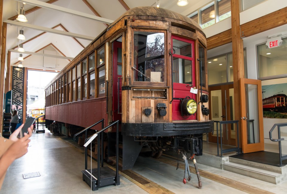tram