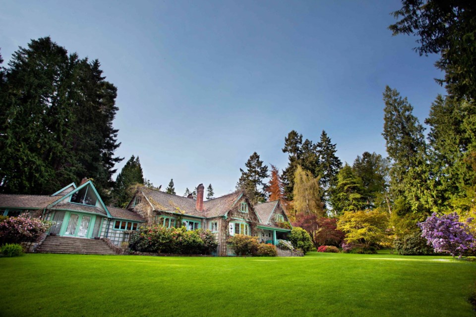 The Milner home was built in 1931 in the style of a Ceylonese tea plantation house and purchased in 1937 by New Brunswick-born lawyer Horatio (Ray) Milner as a getaway.