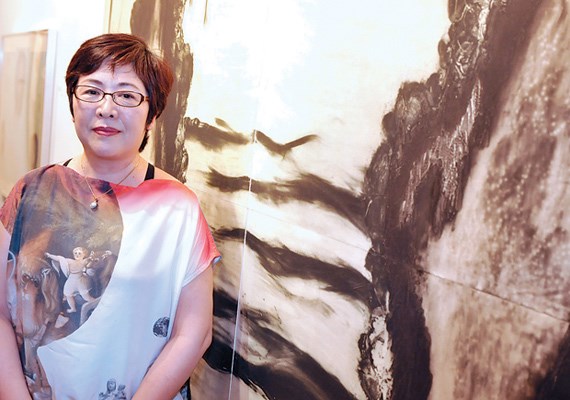 Exhibiting artist Michiko Suzuki.