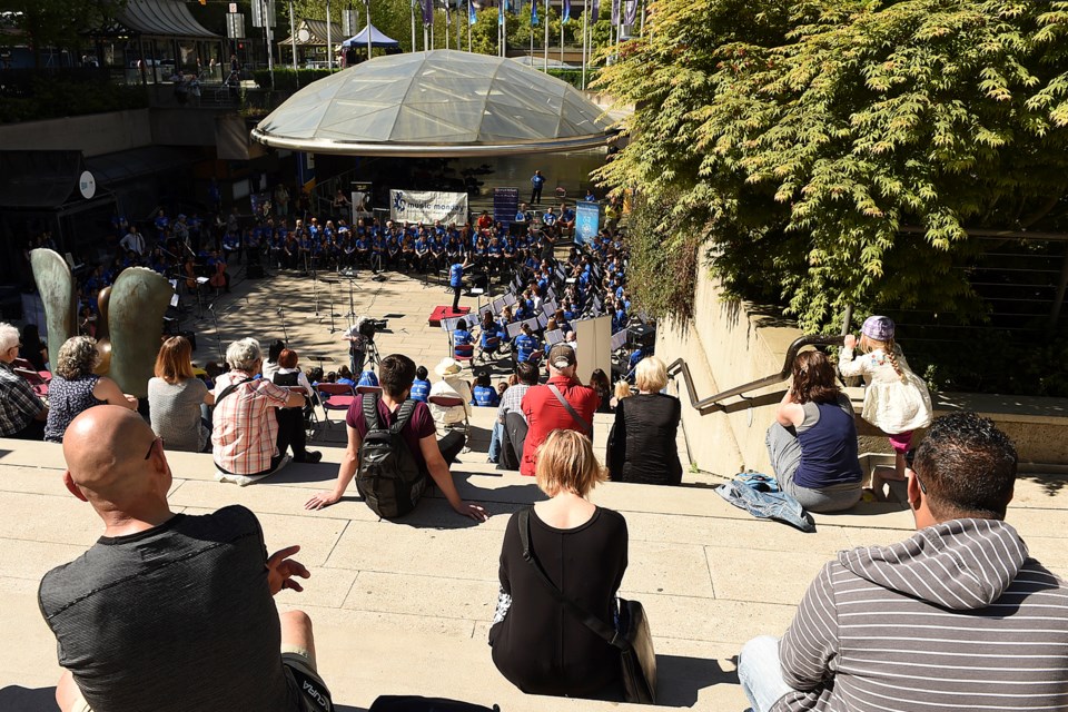 800 Robson Square. Photo Dan Toulgoet