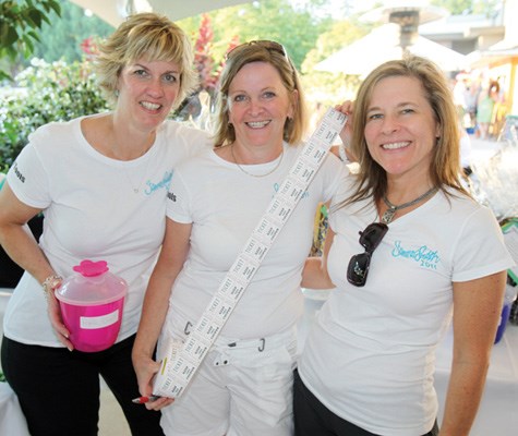 Volunteers and players Alison Rakis, Jane Makin and Anett Pincus help make Summer Smash a success.