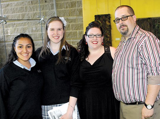 Angela Hadizadeh, Alysha Connor and Candice and John Boyer