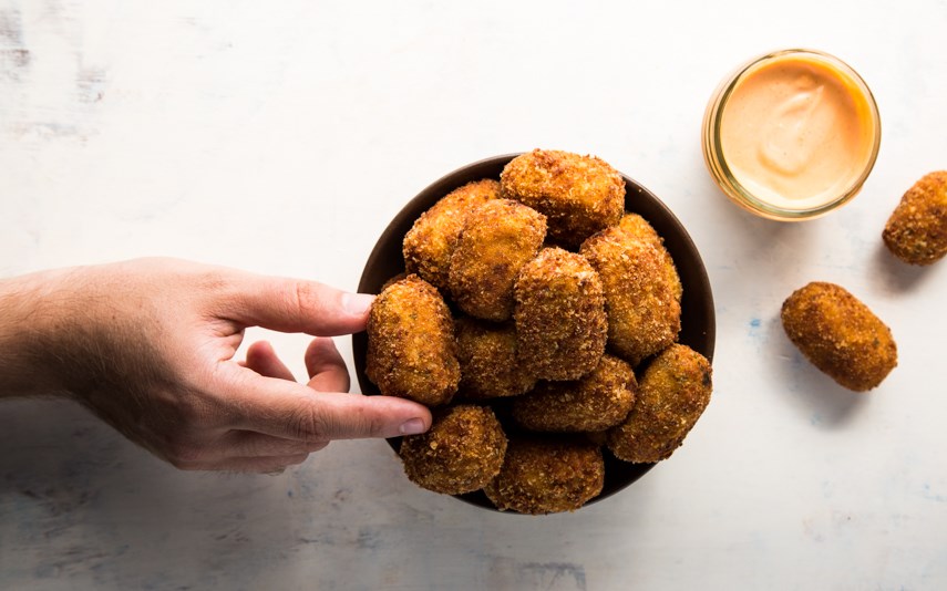 THE FOOD GAYS - Crispy Cauliflower Tots