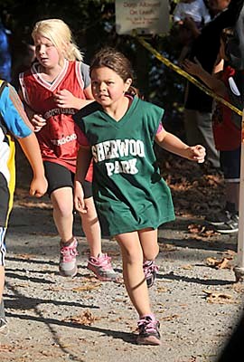 Hundreds of runners from grades 3-7 took to the trails of Cates Park in the first North Vancouver Elementary School Cross Country Race of the season.