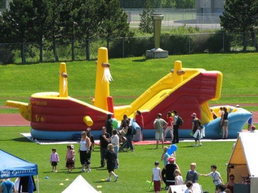 bouncy-castle-lawsuit.02_11.jpg