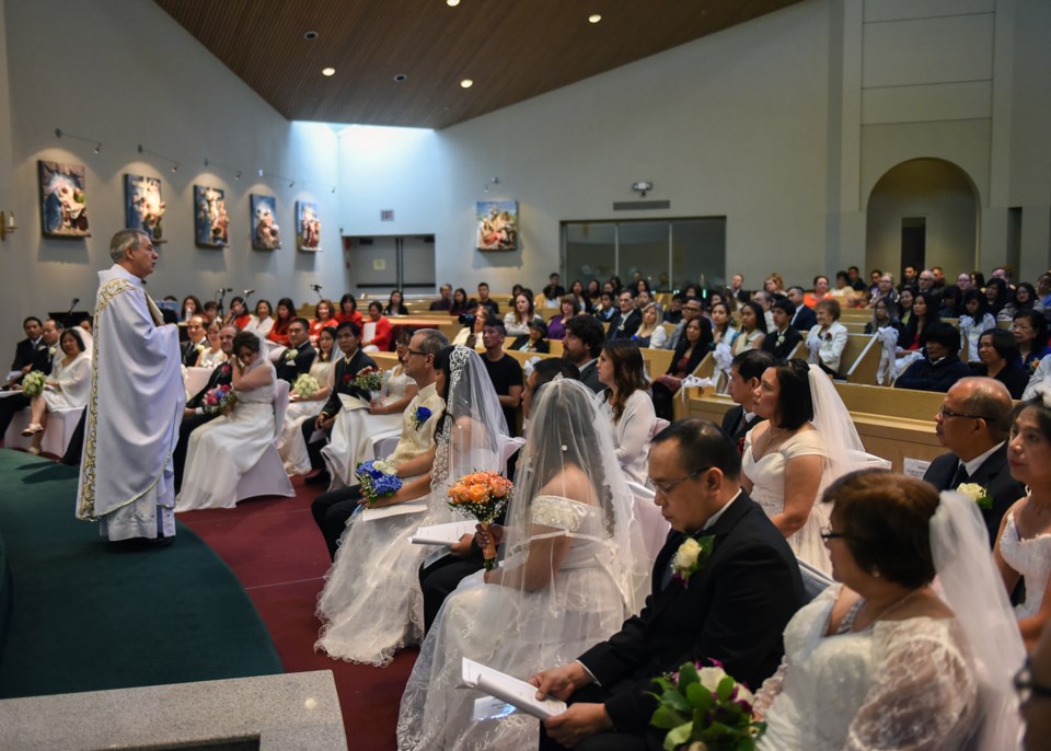 mass wedding