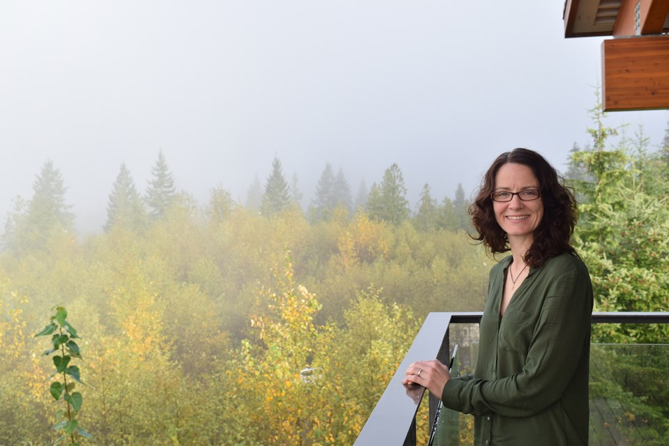 Quest University life sciences professor Kimberly Dawe recently signed a letter of agreement with the society to begin analysis of the massive Squamish Estuary data the Squamish Birders have collected.