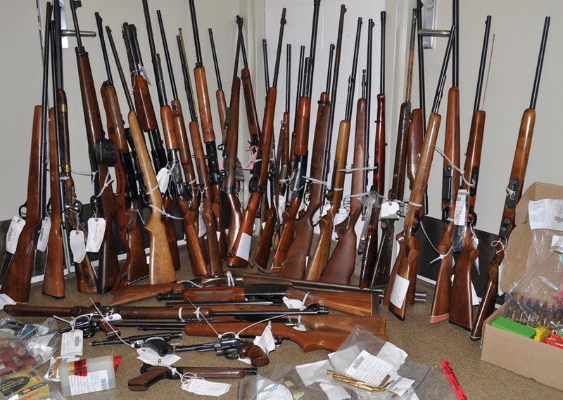 guns