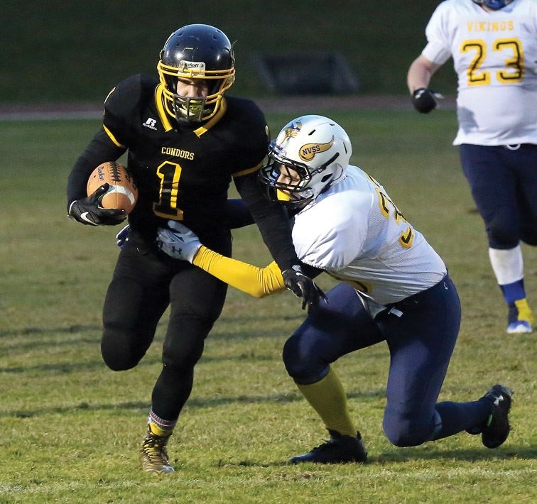SPORT-football-condors_1117.jpg