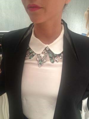 Favorite neckline of the night spotted in Alan Anderson's sparkles.